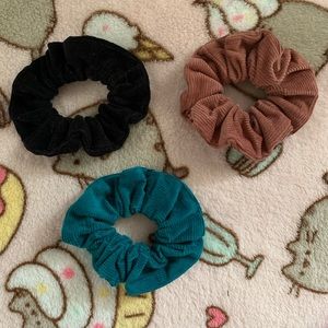 Lucy and yak scrunches!